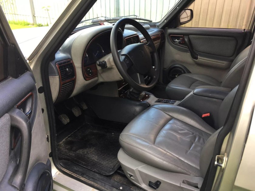 ГАЗ 31105 Волга салон президент Люкс