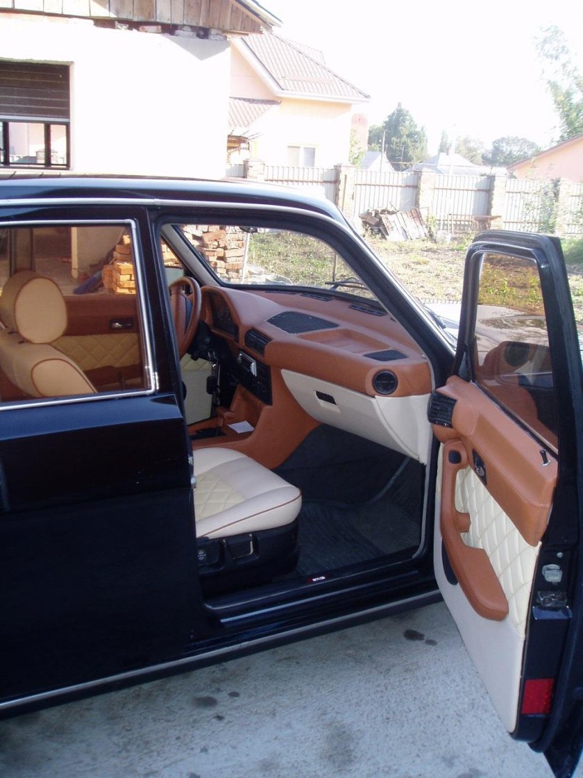 ГАЗ 24 тюнинг салона