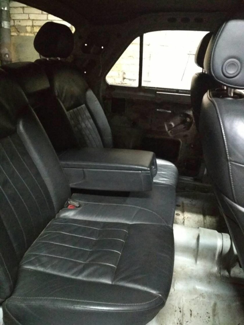 Волга газ 3110 салон