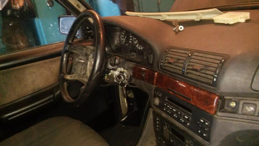 ГАЗ 24 торпеда от Мерседес