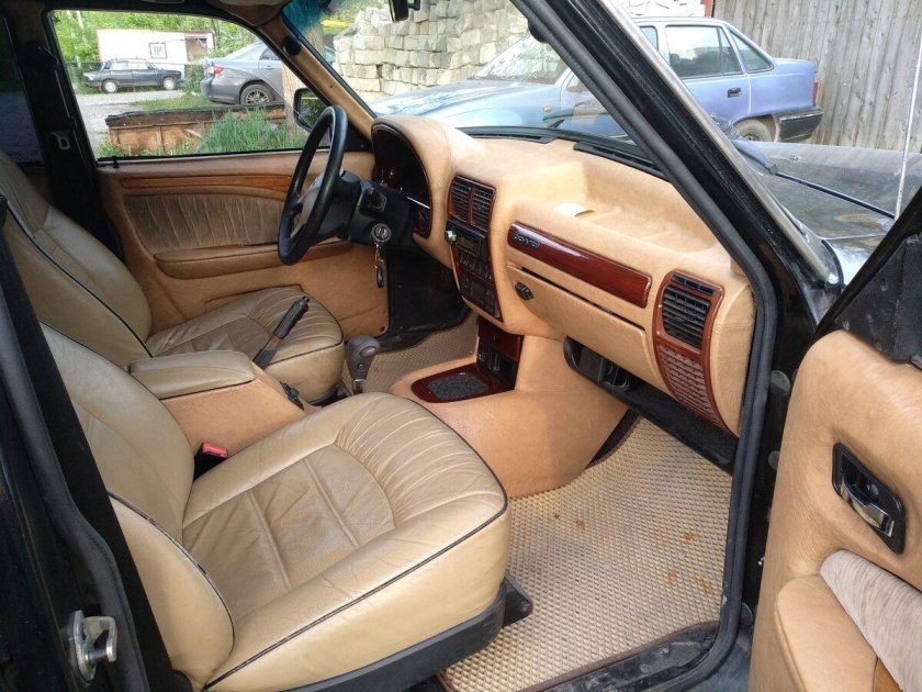 Волга ГАЗ 3110 салон