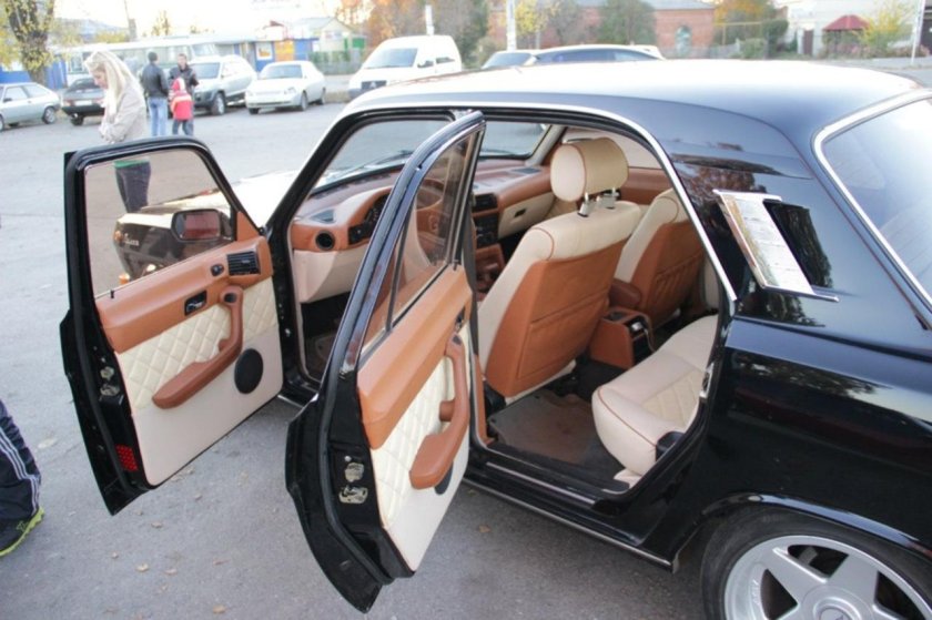 ГАЗ 21 С салоном БМВ