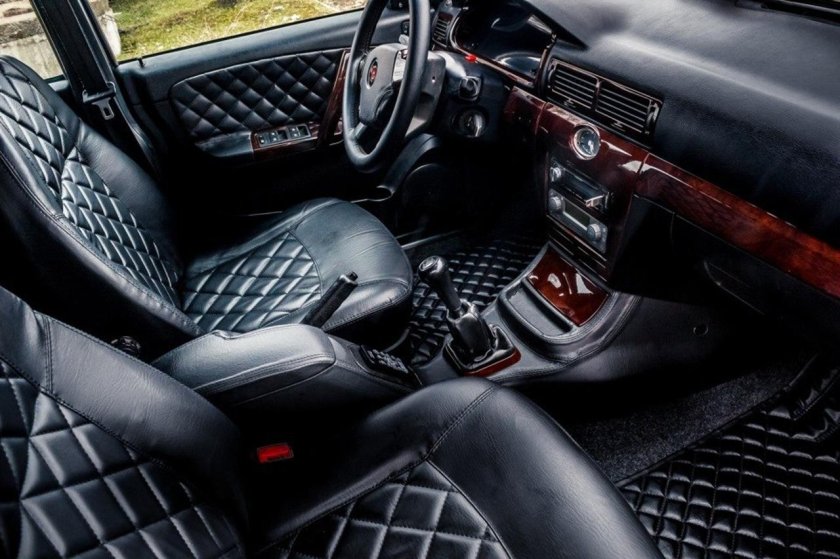 ГАЗ 31105 Волга салон