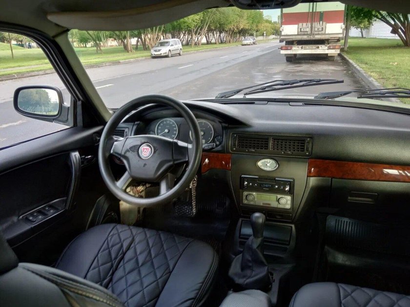 Волга ГАЗ 3102 салон