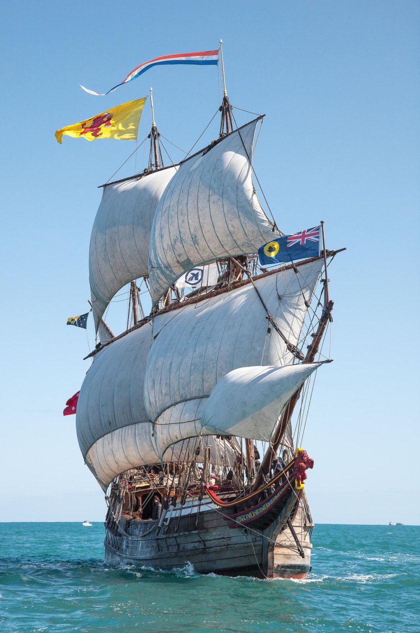 Каравелла женщина