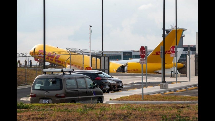 Коста Рика самолет DHL