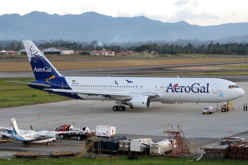 Боинг 737 300 авиакомпания така