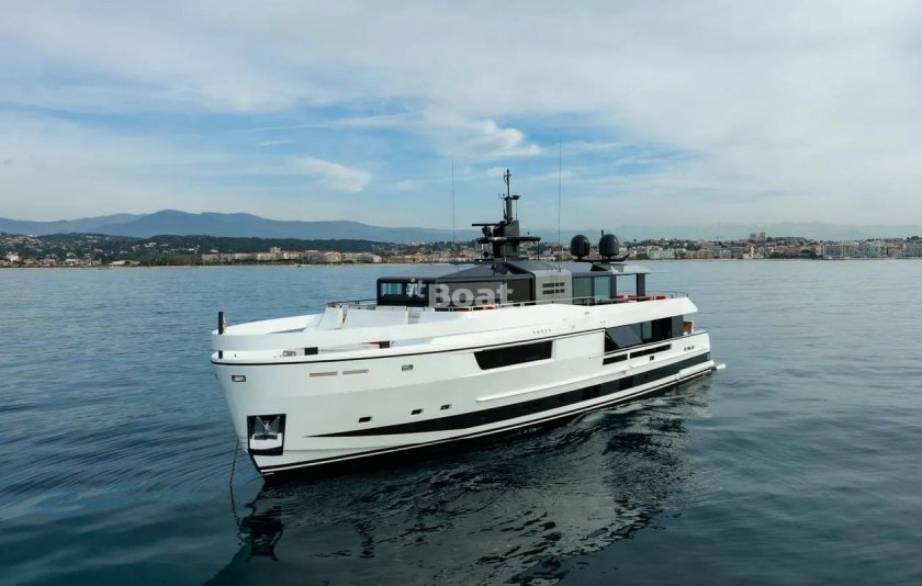 Экспедиционная яхта