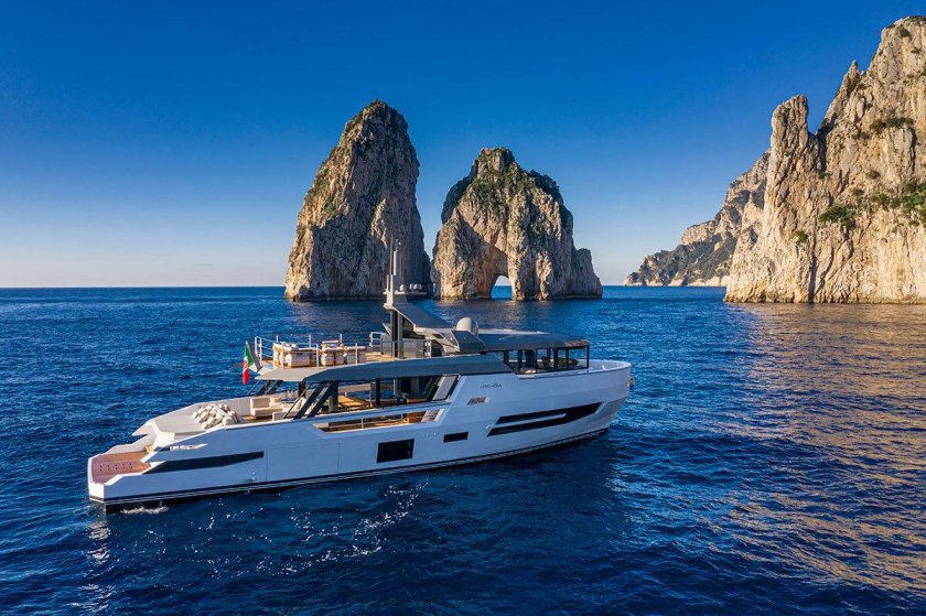 Arcadia 78 Sherpa XL Luxury Yacht