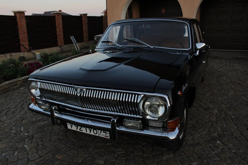 ГАЗ 24 Волга черная