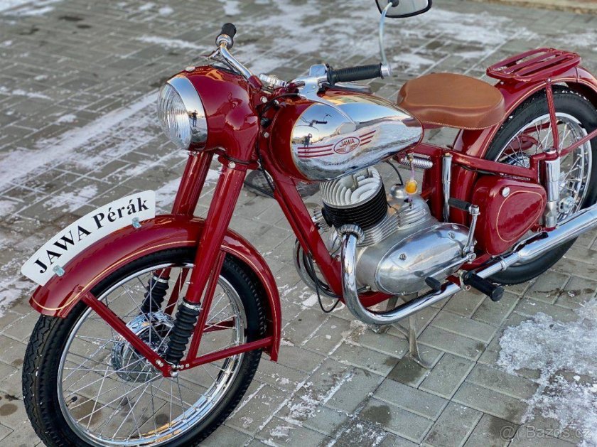 Ява Мустанг