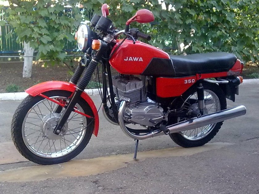 Мотоцикл Ява банан 350