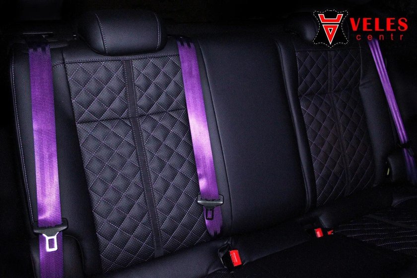 Перетяжка салона автомобиля Опель Астра j