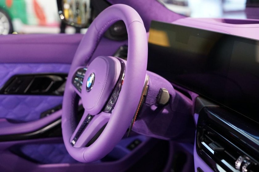 BMW m3 Touring фиолетовый салон