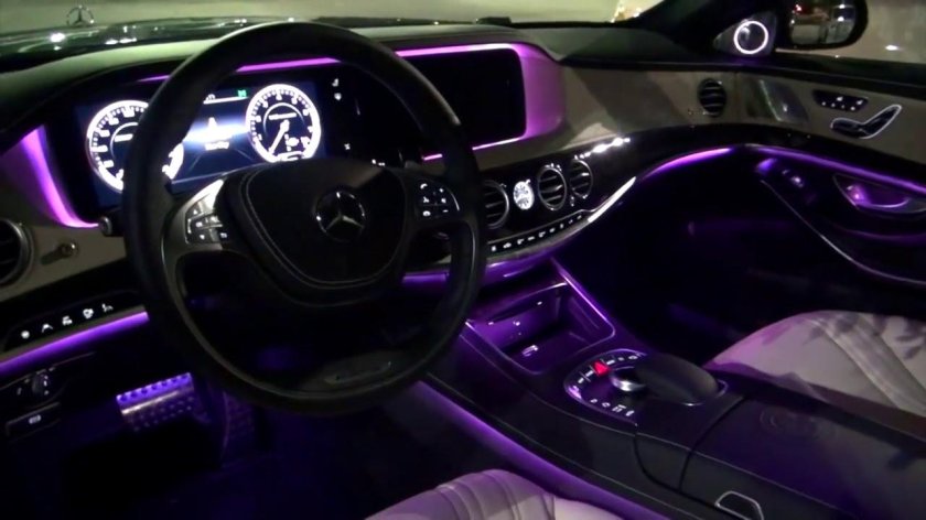 Мерседес с63 АМГ салон с подсветкой