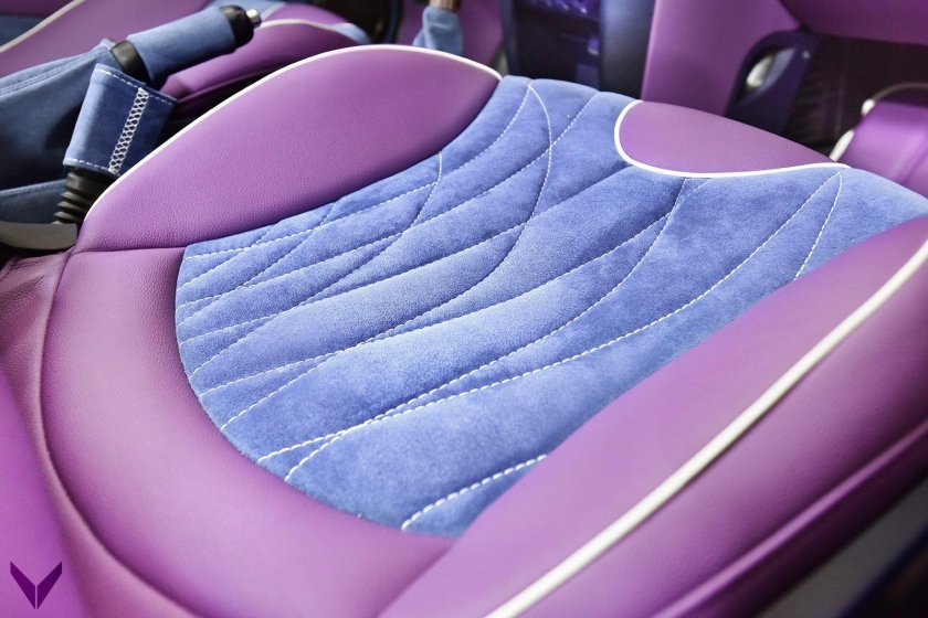 Фиолетовая алькантара