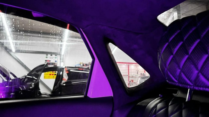 Салон бентли алькантара