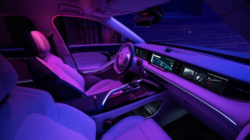 Voyah free салон