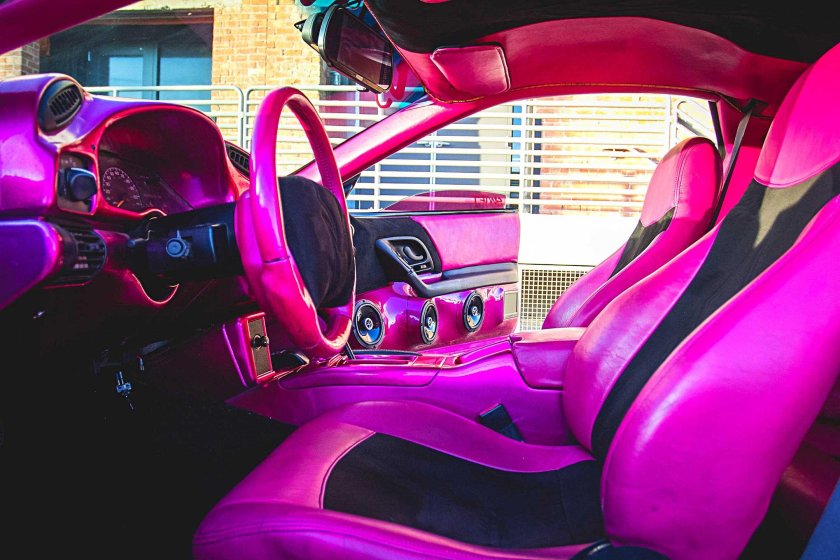 Chevrolet Camaro фиолетовая