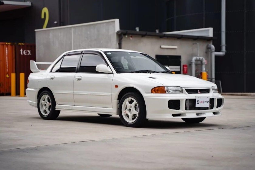 Mitsubishi lancer evolution 4