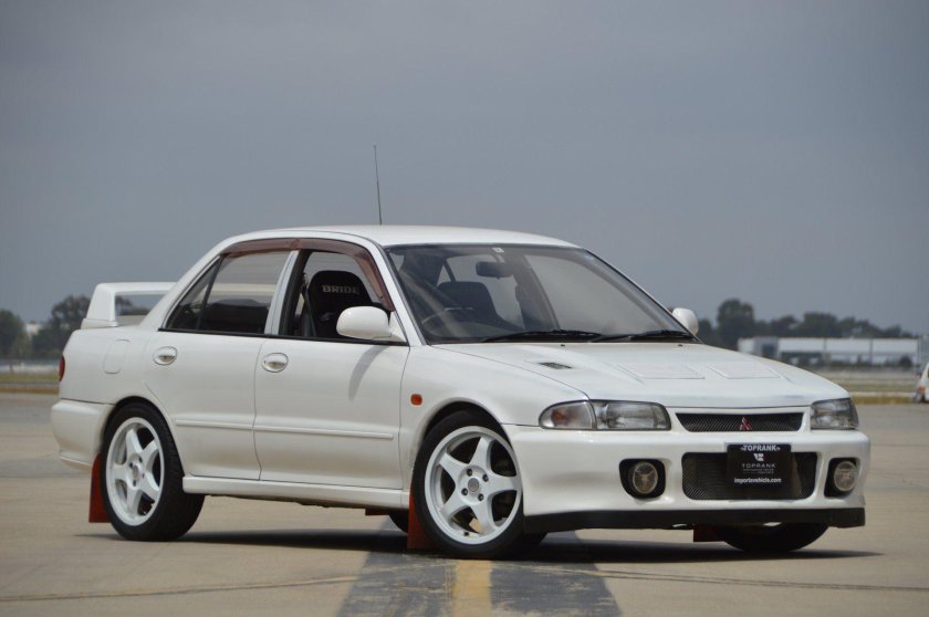 Mitsubishi EVO 2