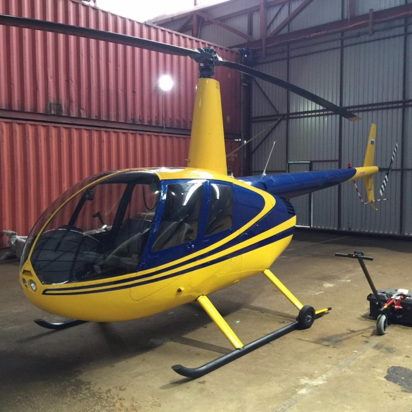Вертолет Robinson r44