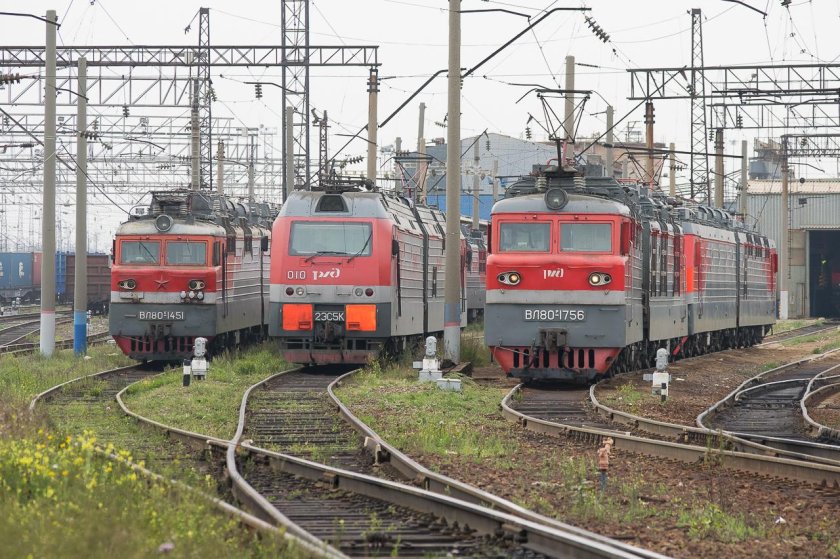 Электровоз Ермак 2эс5к