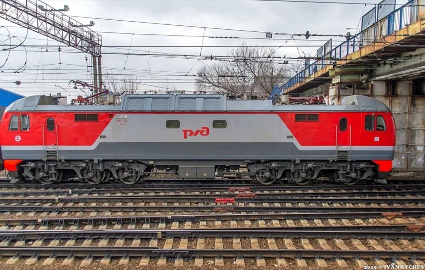 Локомотив эп2к