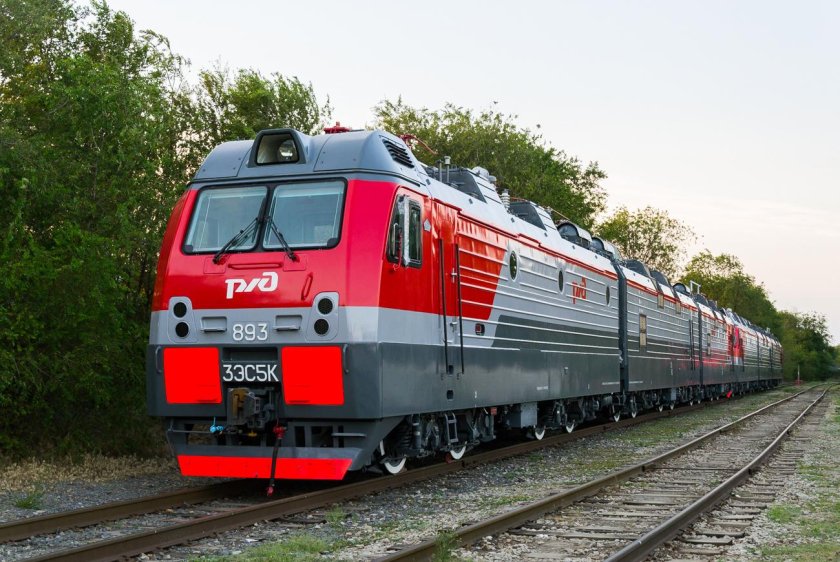 Локомотив 3эс5к Ермак