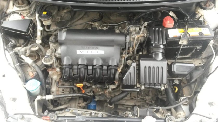 Хонда аирвейв 2005 подкапотка