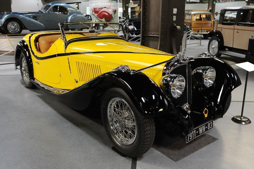 Автомобиль voisin из фильма сахара