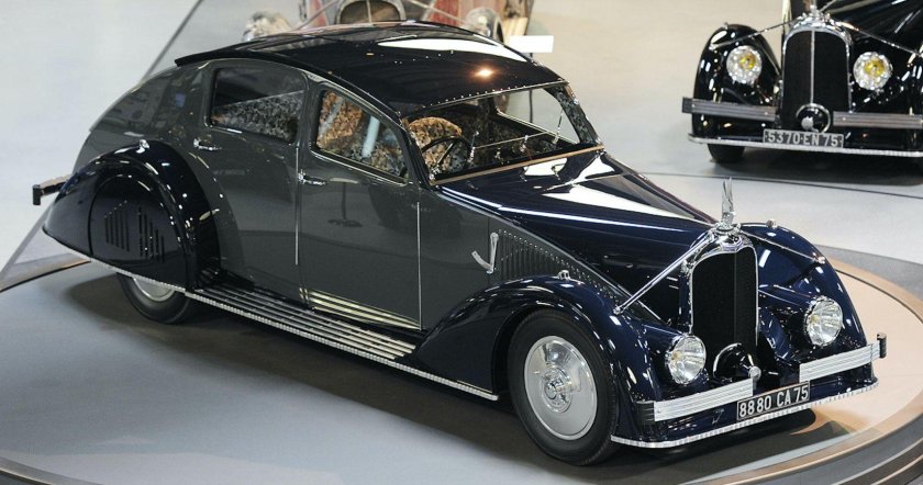 Вуазен автомобиль