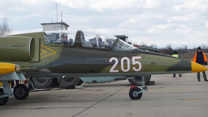 Авиабаза Граф Игнатиево Болгария