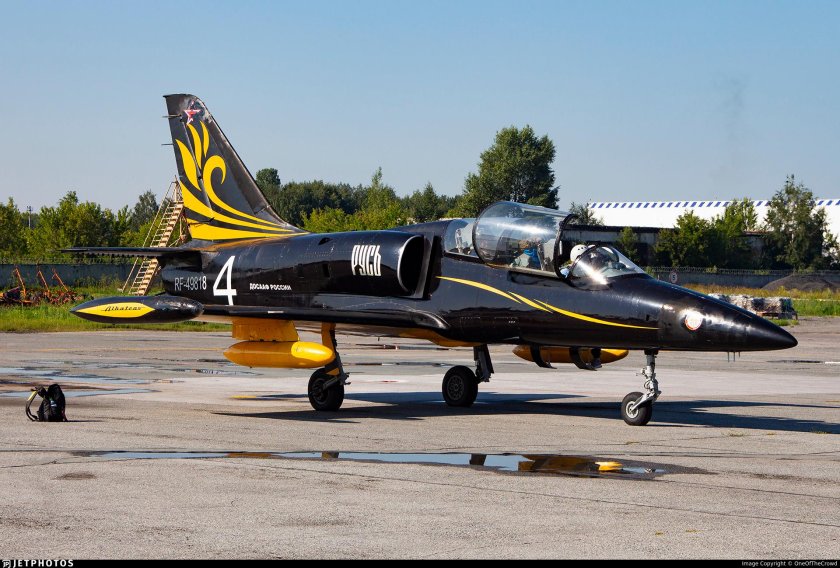 L-39 пилотажная группа русь