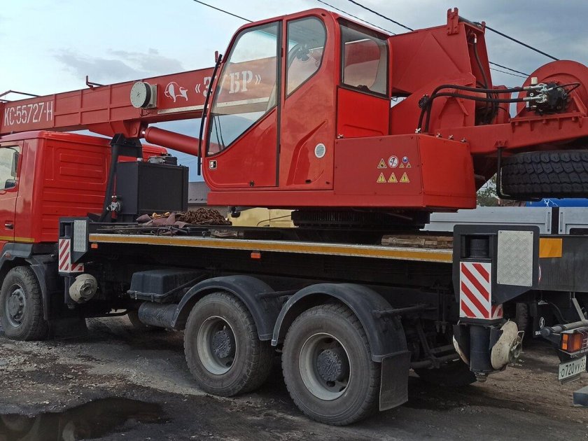 Бункеровоз вернокс МАЗ