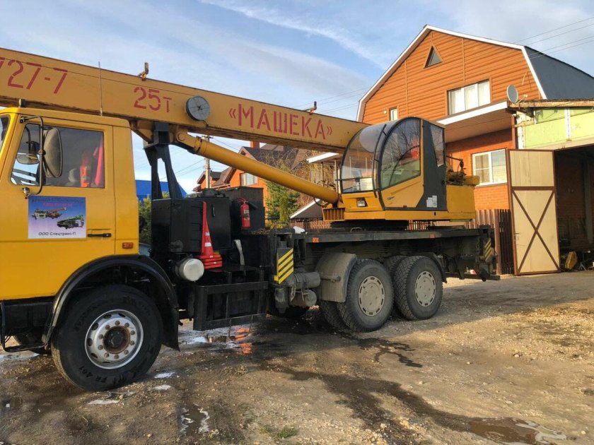 Автокран машека 25 тонн