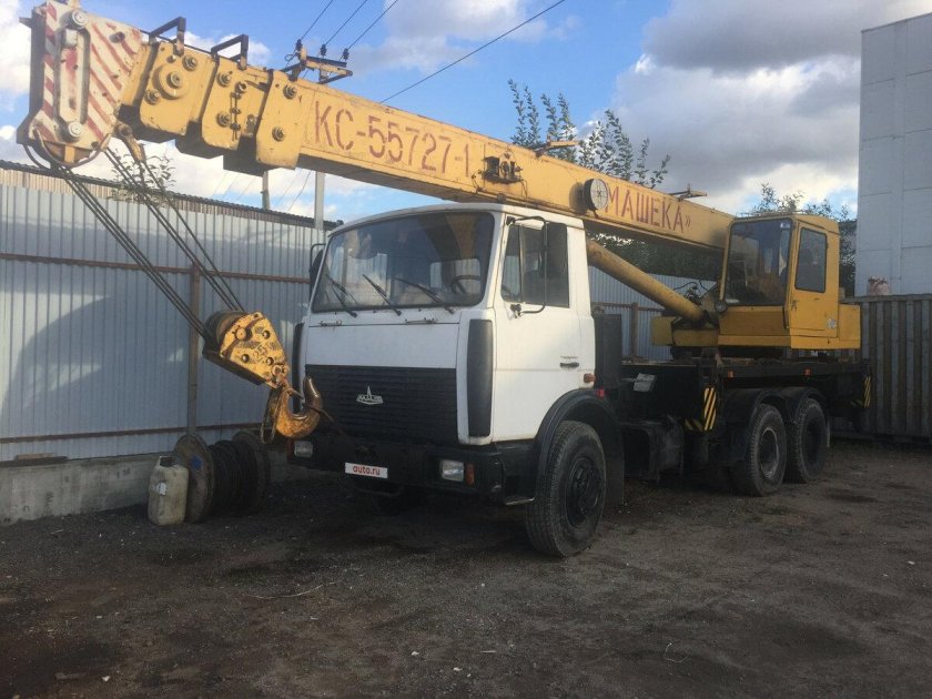 Автокран маз ивановец 25т