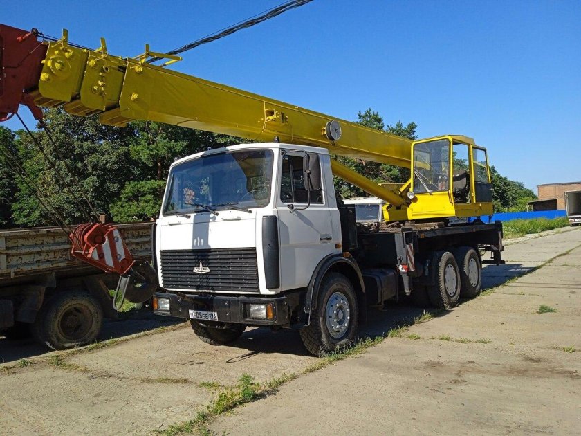 МАЗ КС 55727-7