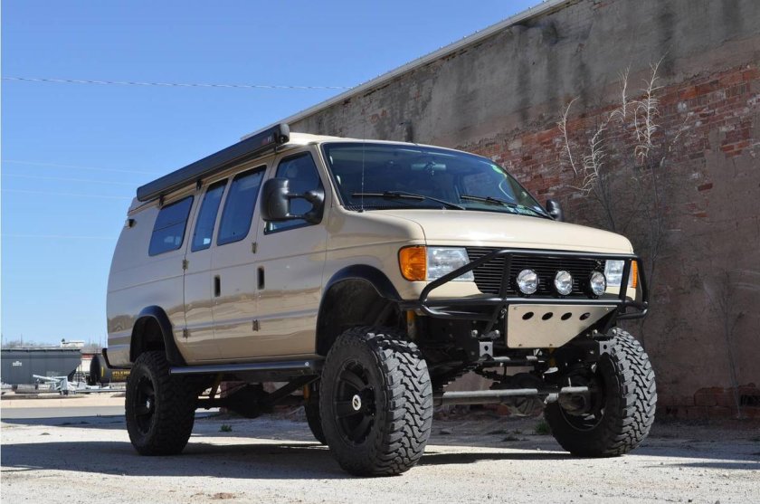 Ford 4x4 Sportsmobile