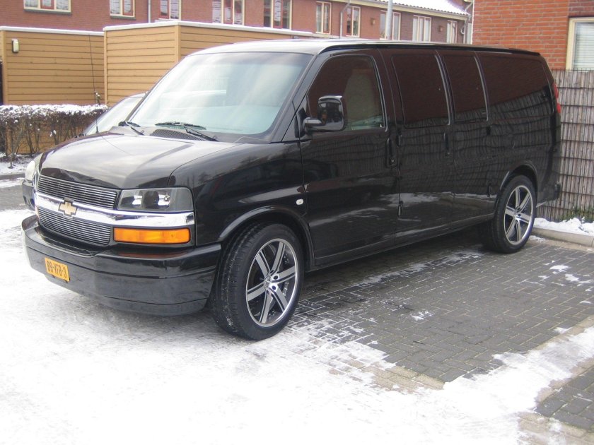 Шевроле Express 2021