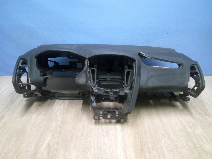 Ford focus 3 торпедо