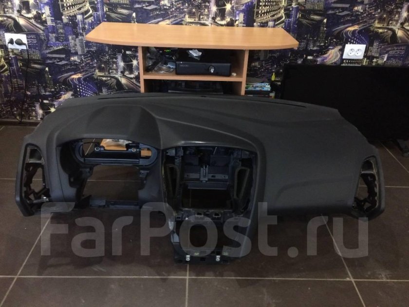 Ford Focus 3 Торпедо