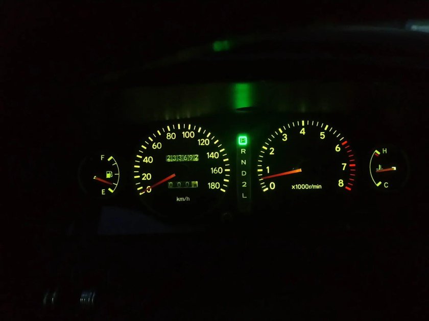 Лампочки в приборную панель корона Премио