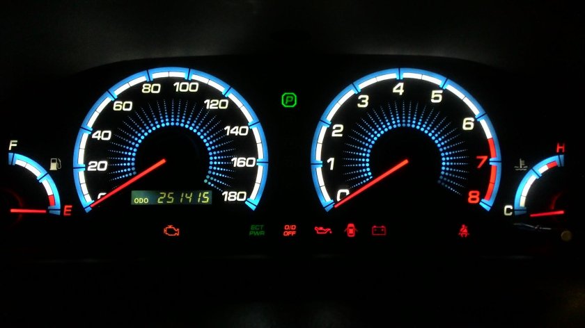 Тойота Премио приборная панель