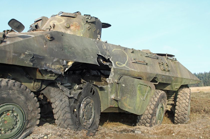 Подбитый бтр