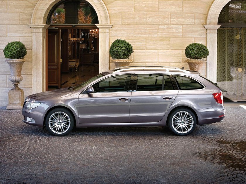 Skoda Superb универсал