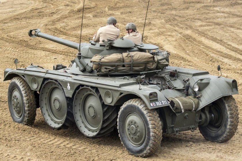 Panhard EBR 75