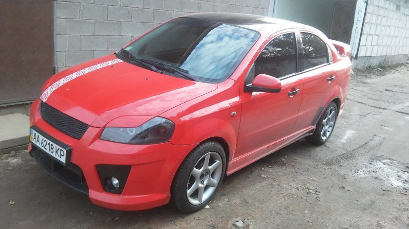 Авео т250 красная