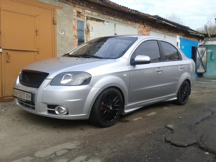 Chevrolet Aveo т250 седан
