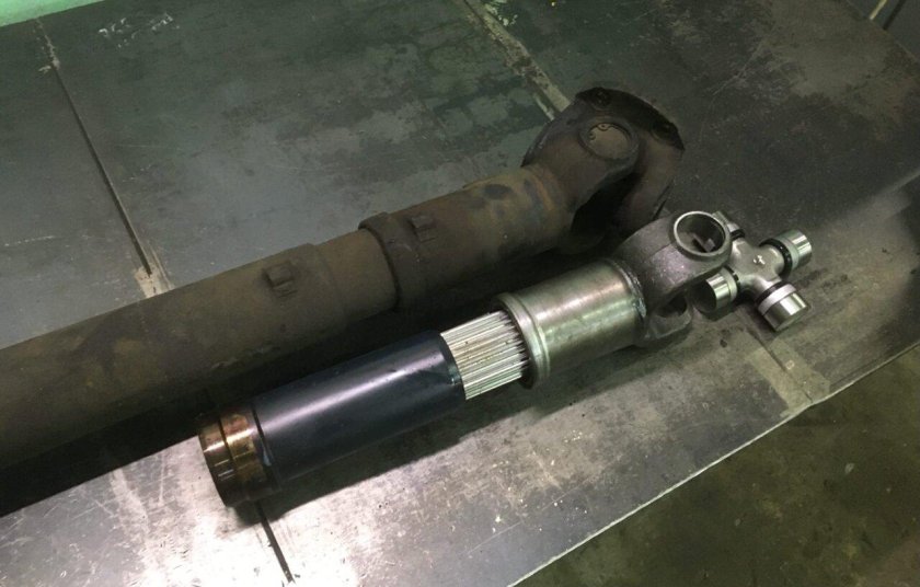 Шлицевое соединение карданного вала КАМАЗ